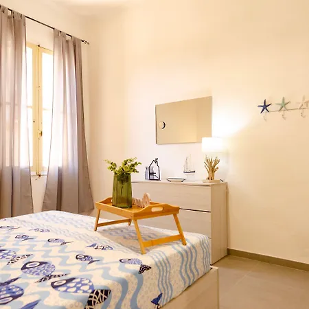Sardinia Re - Melany 22 *